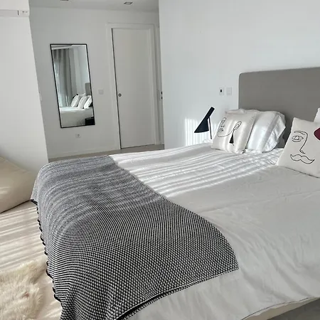 Ocean View Apartment *